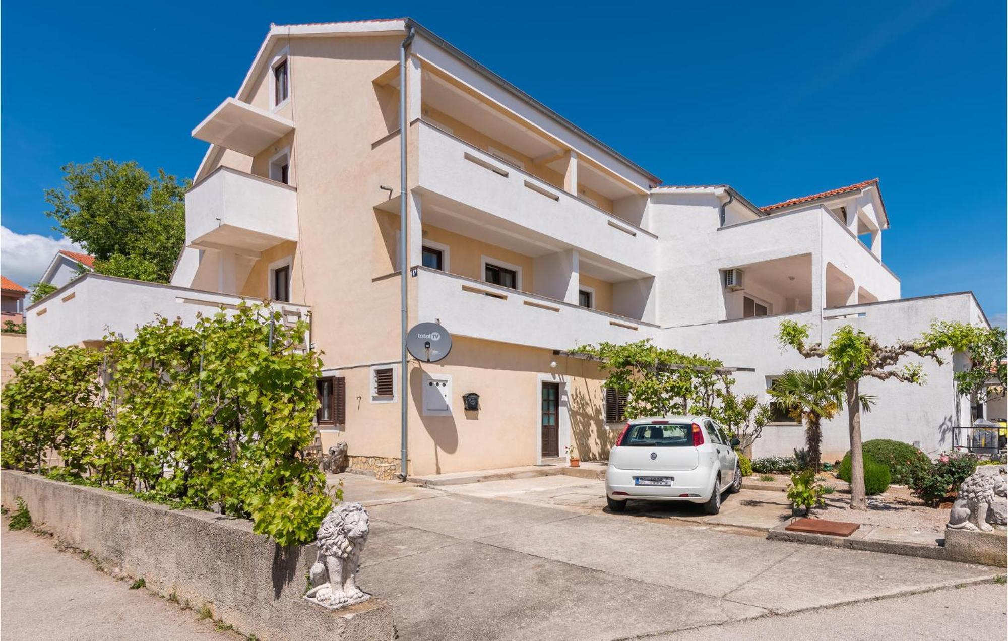 Gorgeous Apartment In Krk With Wifi Krk Town Εξωτερικό φωτογραφία